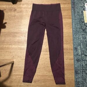 PINK Victoria's Secret Deep Purple Leggings